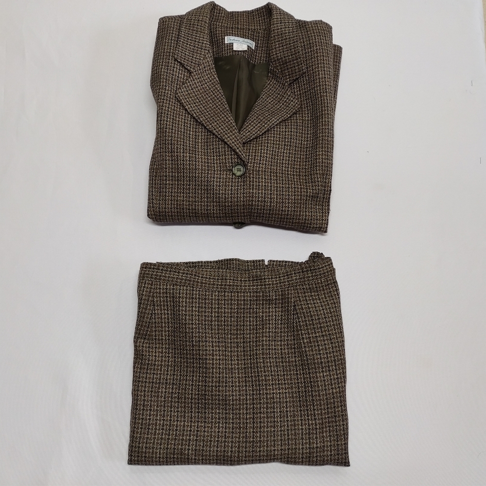 Brown Houndstooth Women's Skirt Suit - Classic Two-Piece Dress Set